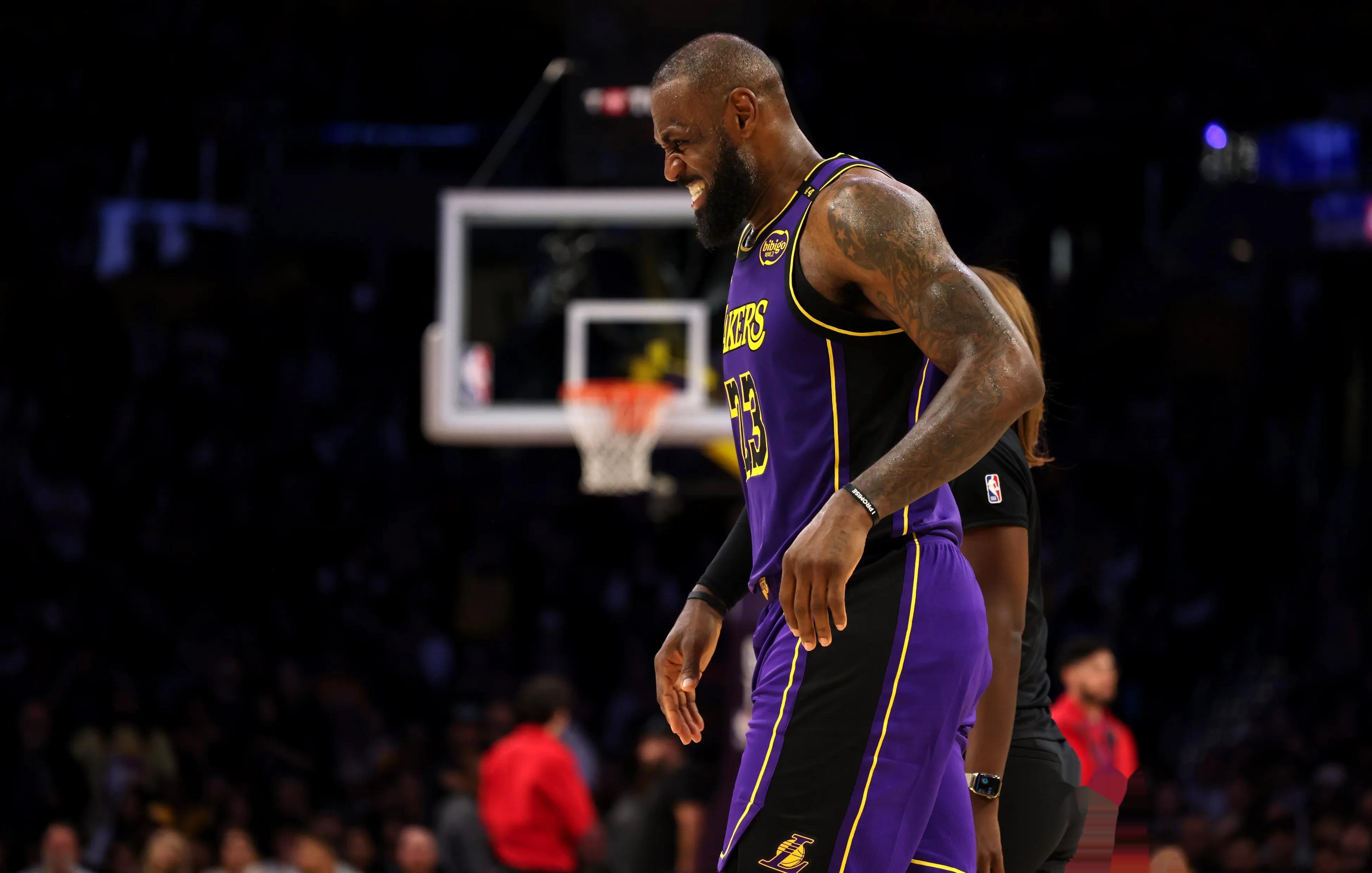 NBA战报：弗拉格35分8板，独行侠114-110险胜快船（NBA战报：弗拉格砍35分8板，独行侠114-110惊险击退快船）