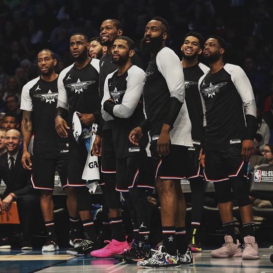 博主：前国脚刘建业将担任重庆铜梁龙新帅，率队征战中超（据博主称，前国脚刘建业将出任重庆铜梁龙主帅，带队征战中超）