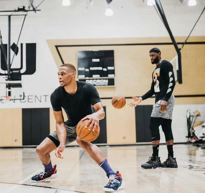 哈兰德：我当然想埃德森；有时赛前就感觉自己会进球（哈兰德：当然想念埃德森，有时赛前就有进球预感）