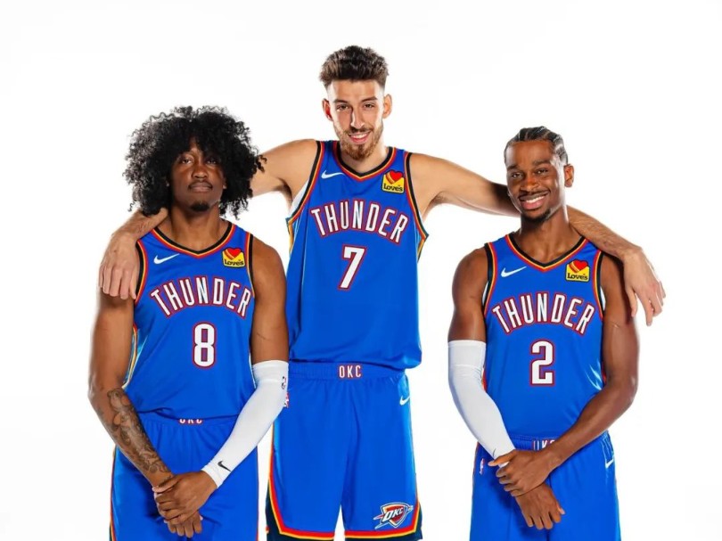 安东尼自贝蒂斯首秀以来禁区外进6球，五大联赛仅次于姆巴佩（安东尼自贝蒂斯首秀至今已轰6记禁区外进球，五大联赛仅逊姆巴佩）