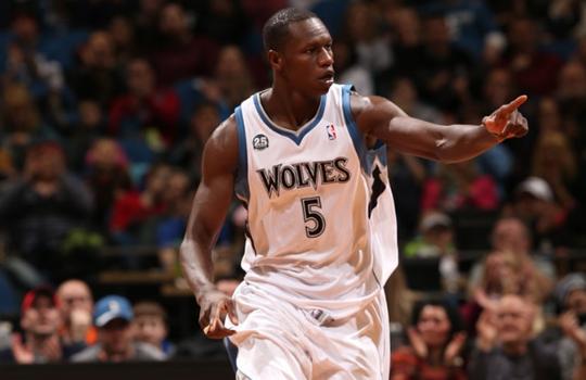 东体：申花像会学习却不会考试的优等生，背负过重的心理负担（东体：申花犹如会学不会考的学霸，心理压力过重）