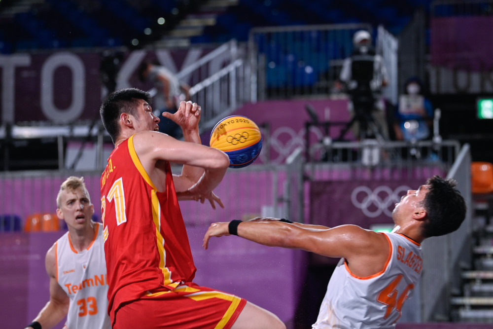 利物浦年轻中场莫顿：里昂中场引援的主要目标（里昂锁定利物浦新星莫顿，列为中场引援头号目标）