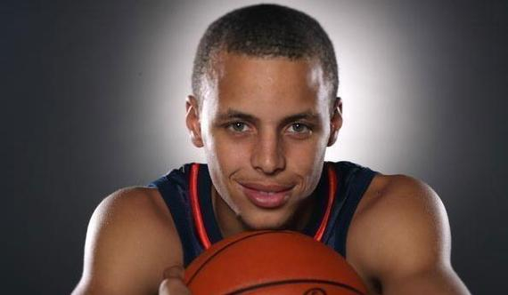 官方：深圳男篮与中锋阿尔法·卡巴签约，将身披27号球衣（深圳男篮官宣引进中锋阿尔法·卡巴，球衣号码为27号）