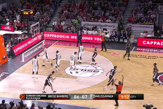 巴萨两年来最快丢球均来自阿拉维斯：分别为开场18秒与43秒（过去两年巴萨最快失球均被阿拉维斯打进：开场18秒与43秒）